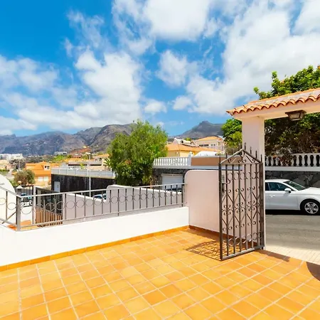 Panoramic Ocean View One Bedroom
